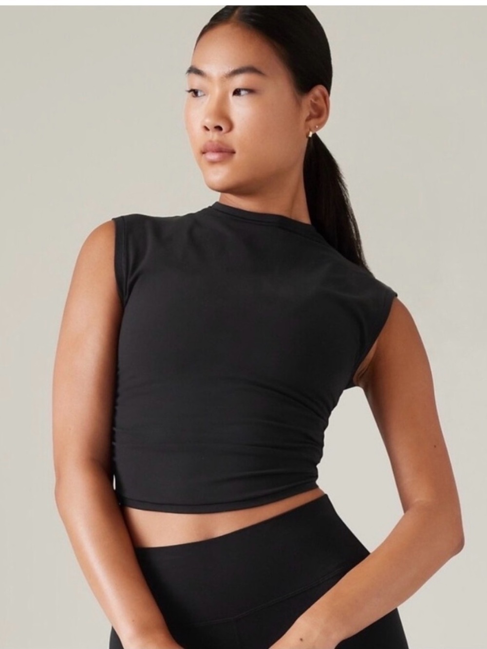 NEW Athleta Small transcend ruched tank Black Cropped Top workout athletic